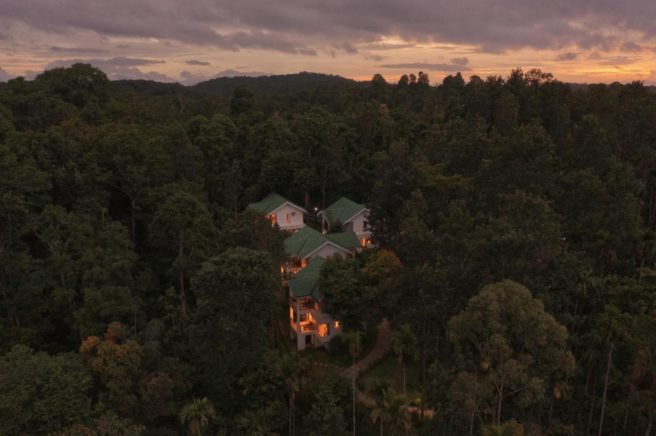 The Woods Resorts Wayanad Sultan Bathery Eksteriør bilde