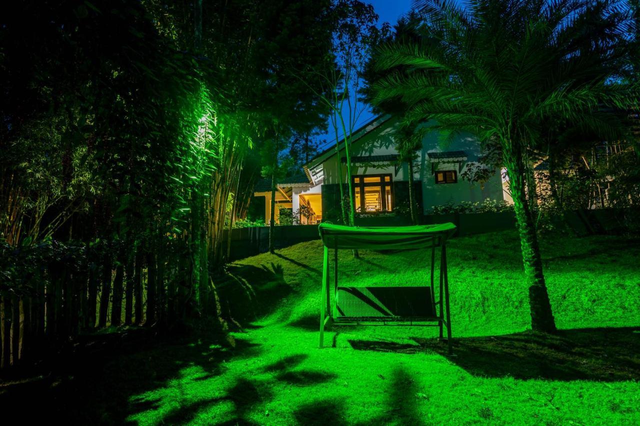 The Woods Resorts Wayanad Sultan Bathery Eksteriør bilde